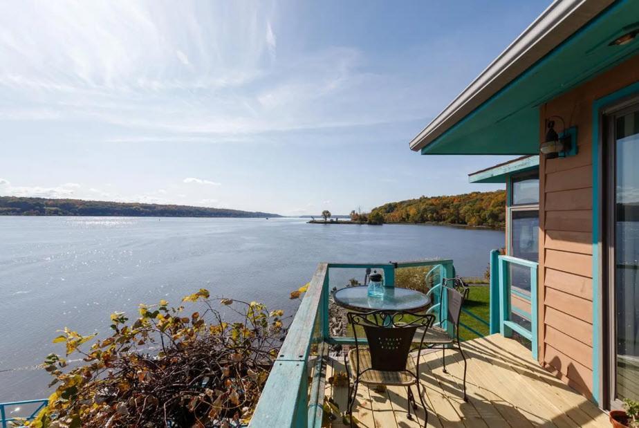 Hudson Riverfront Home Катскилл Экстерьер фото