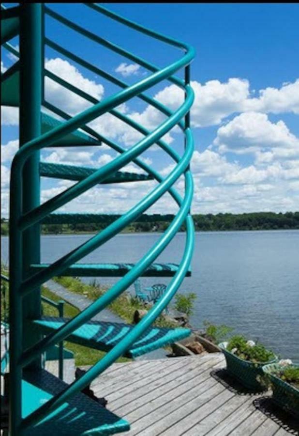Hudson Riverfront Home Катскилл Экстерьер фото